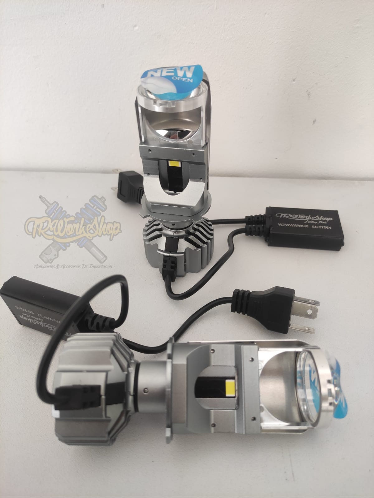 H4 LED Mini Proyector 11,000 Lumens 6000K | Alta Calidad CSP