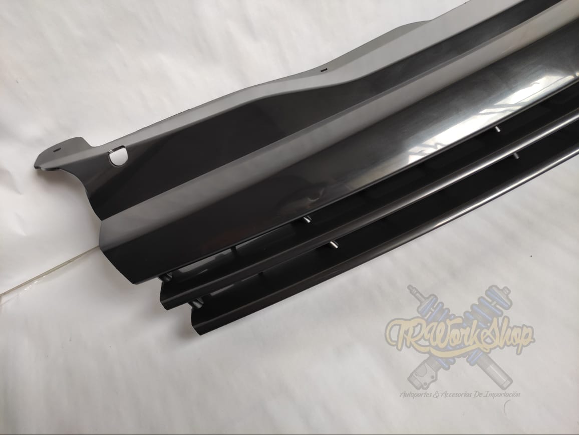 Parrilla Corrida Astra H 2006-2008 JOM | Sin Emblema