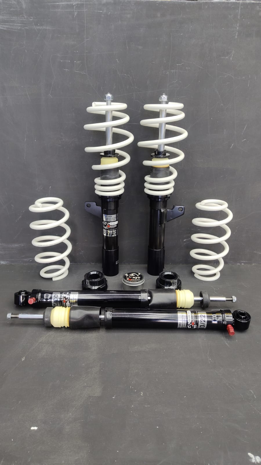 Coilovers NJT Extreme by JOM – Volkswagen Jetta Golf Mk5 Mk6 Bora Passat