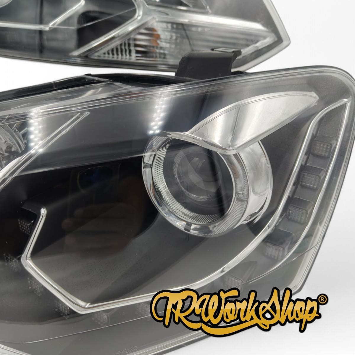 Faros VW Polo / Vento 2013-2022 Tipo GLI Silver LED | Importación Eagle