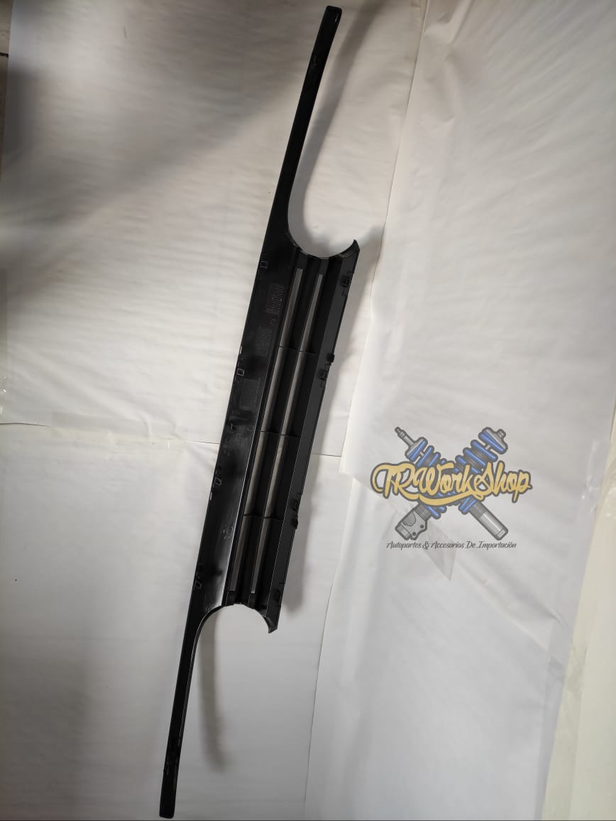 Parrilla Corrida VW Golf A3 Mk3 | JOM