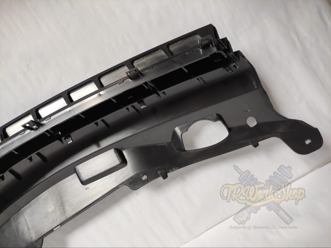 Parrilla Corrida Astra H 2006-2008 JOM | Sin Emblema