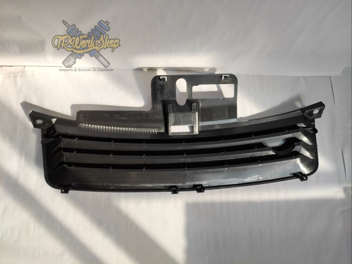 Parrilla Corrida VW Polo 9N 2002-2007 | JOM