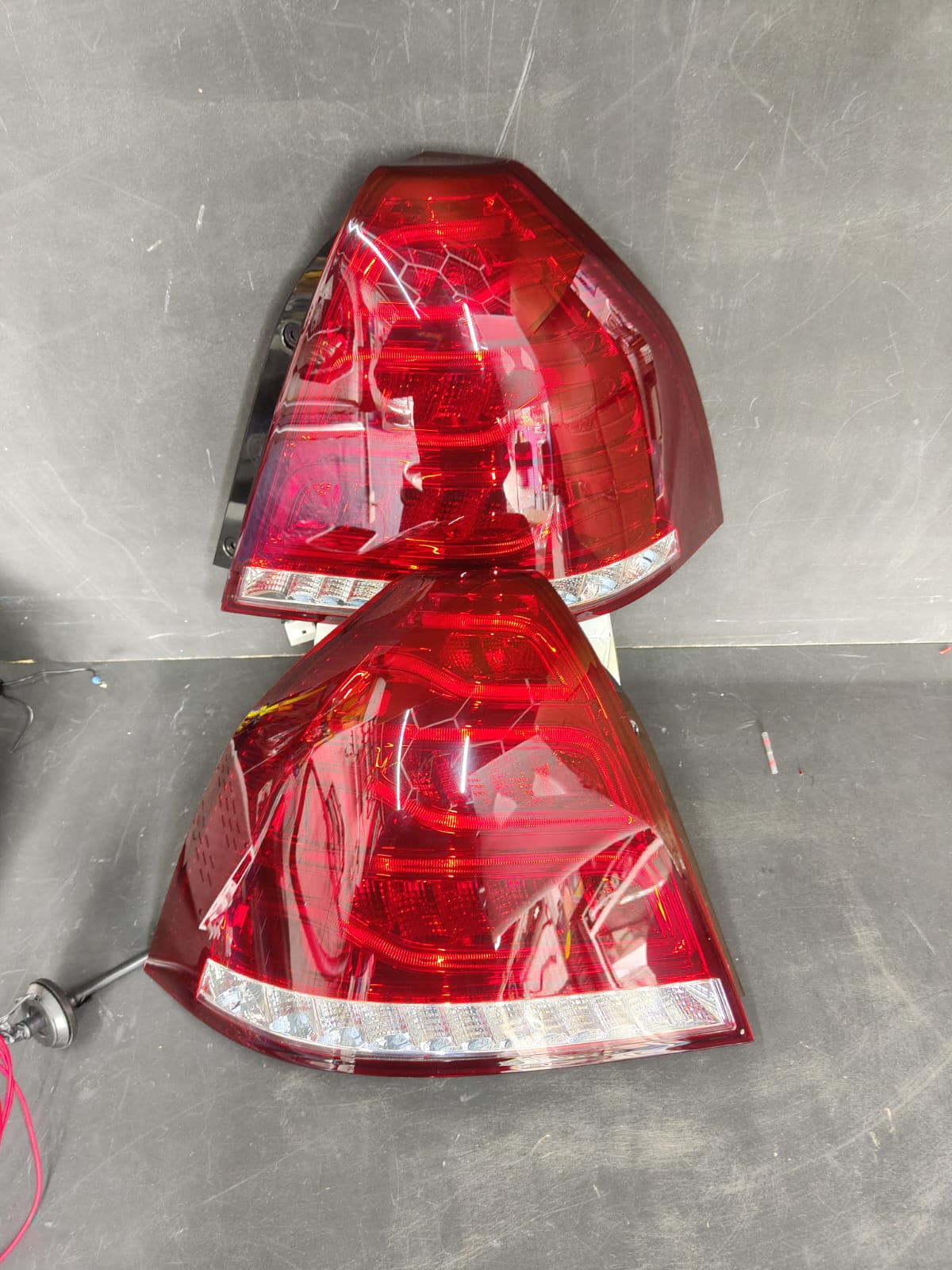 Calaveras LED para Aveo 2007-2017 | Tipo Mini Cooper / Mercedes | AKD