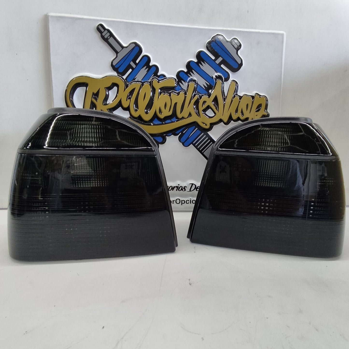 Calaveras Europeas VW Golf A3 Mk3 Cabrio Smoke (2 Pzas) | Depo