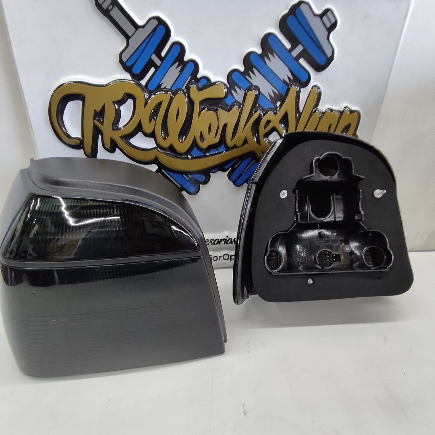 Calaveras Europeas VW Golf A3 Mk3 Cabrio Smoke (2 Pzas) | Depo
