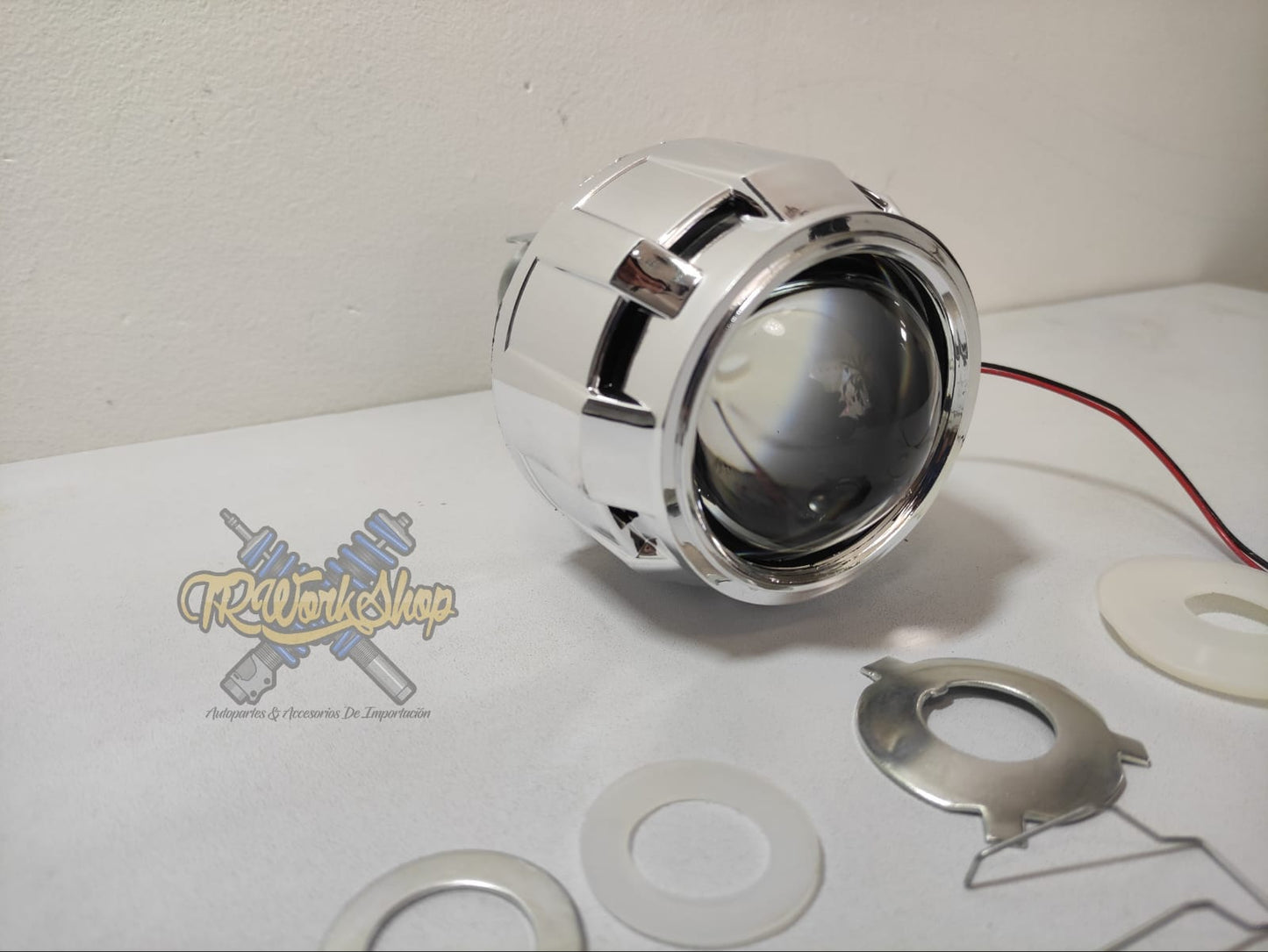 Proyector 2.5” Bi-Xenón para Faro H4 y H7 | 1 Pieza | Lupa Retrofit Universal | TRWS