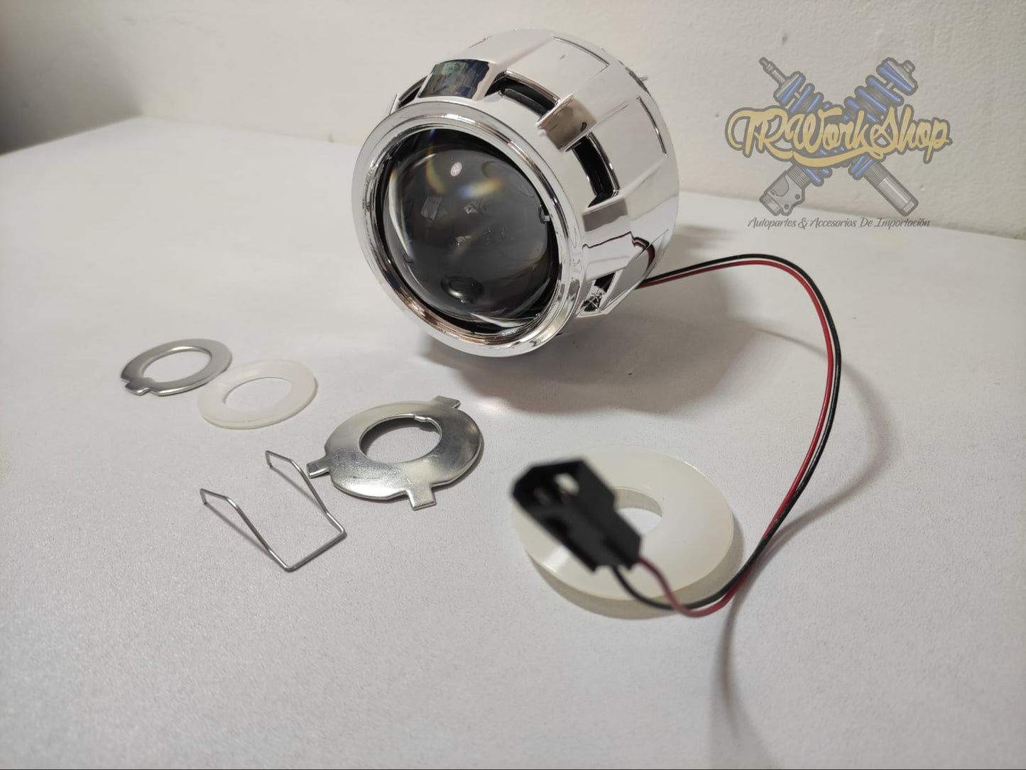 Proyector 2.5” Bi-Xenón para Faro H4 y H7 | 1 Pieza | Lupa Retrofit Universal | TRWS