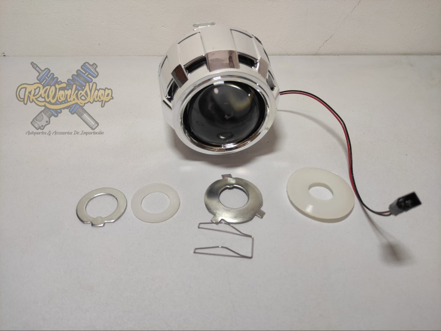 Proyector 2.5” Bi-Xenón para Faro H4 y H7 | 1 Pieza | Lupa Retrofit Universal | TRWS