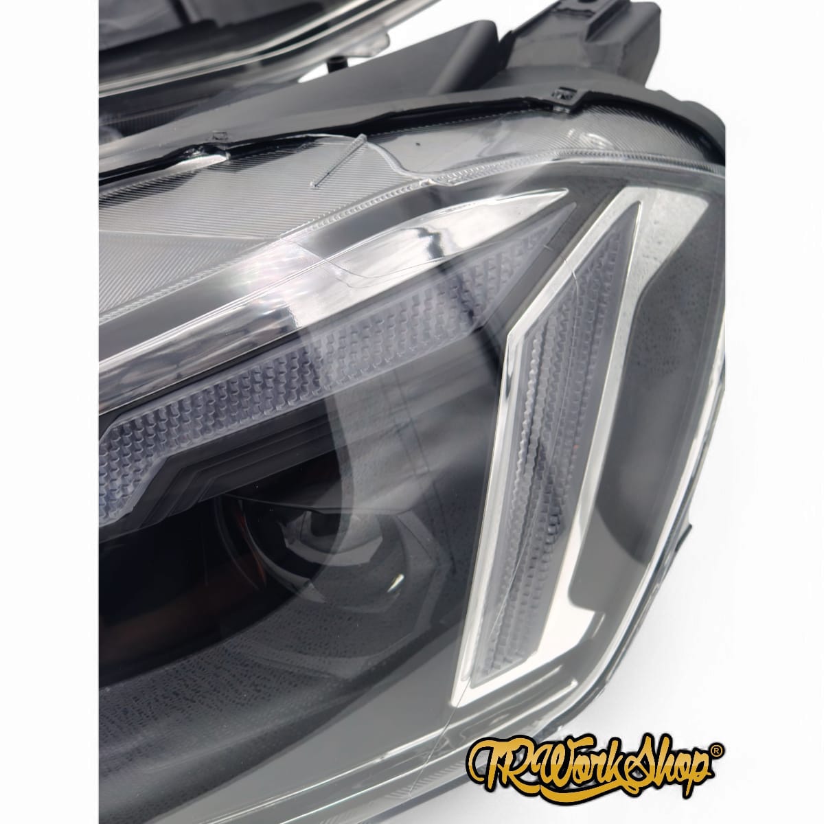 Faros LED Red Line VW Golf Mk7 TSI Variant 2015-2017 | Type RS5 | Secuenciales | AKD