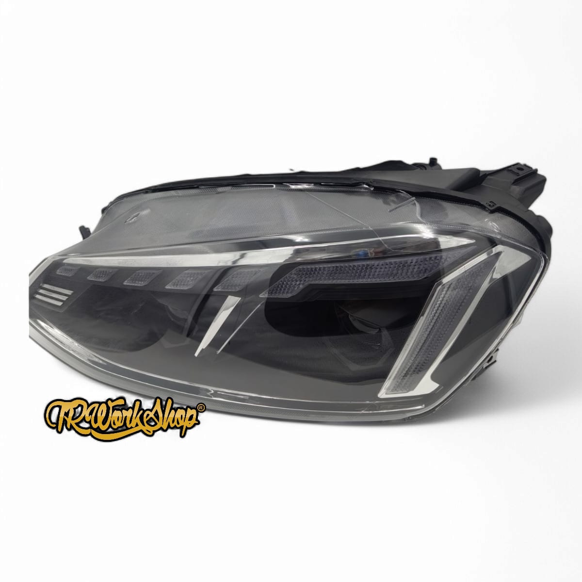 Faros LED Red Line VW Golf Mk7 TSI Variant 2015-2017 | Type RS5 | Secuenciales | AKD