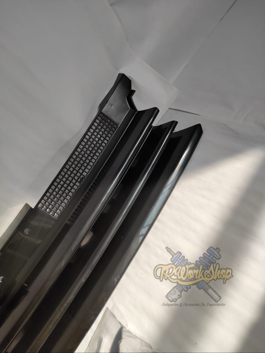 Parrilla Corrida VW Golf A4 MK4 | JOM